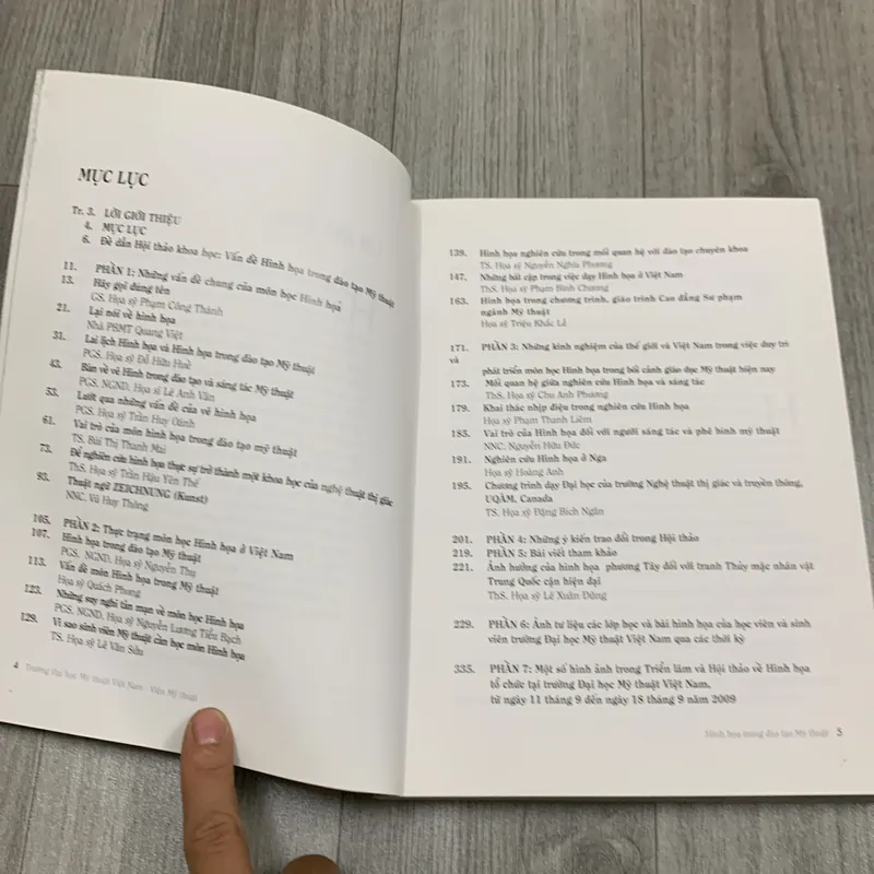 Hình hoạ trong đào tạo mỹ thuật. 8a3 716470