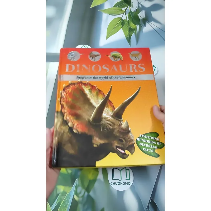 [MIỄN PHÍ BỌC SÁCH] Dinosaurs: Step into the world of the dinosaurs 990371