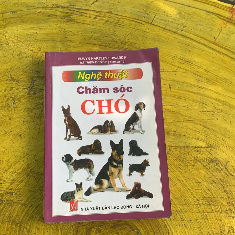 NGHỆ THUẬT CHĂM SÓC CHÓ - ELWYN HARTLEY EDWAARDS 738307