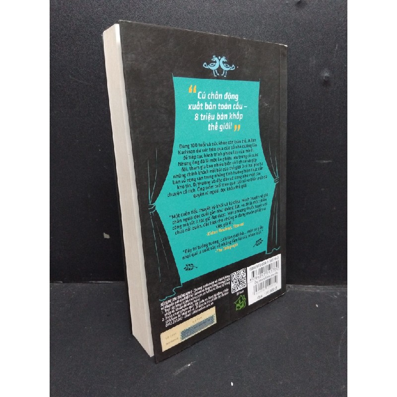 Ông Trăm Tuổi Trèo Qua Cửa Sổ Và Biến Mất mới 90% bẩn nhẹ 2019 HCM2606 Jonas Jonasson VĂN HỌC 175776