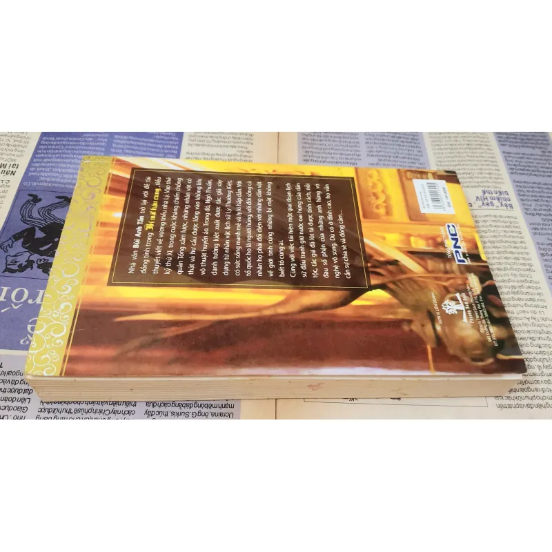 Tiểu thuyết lịch sử: BÍ MẬT HẬU CUNG (394 trang) 1002497