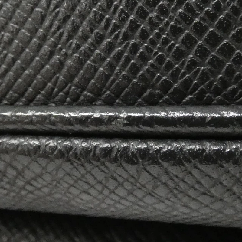 Túi đeo chéo Louis Vuitton Taiga Lama Bum Bag Outdoor M30245 612455