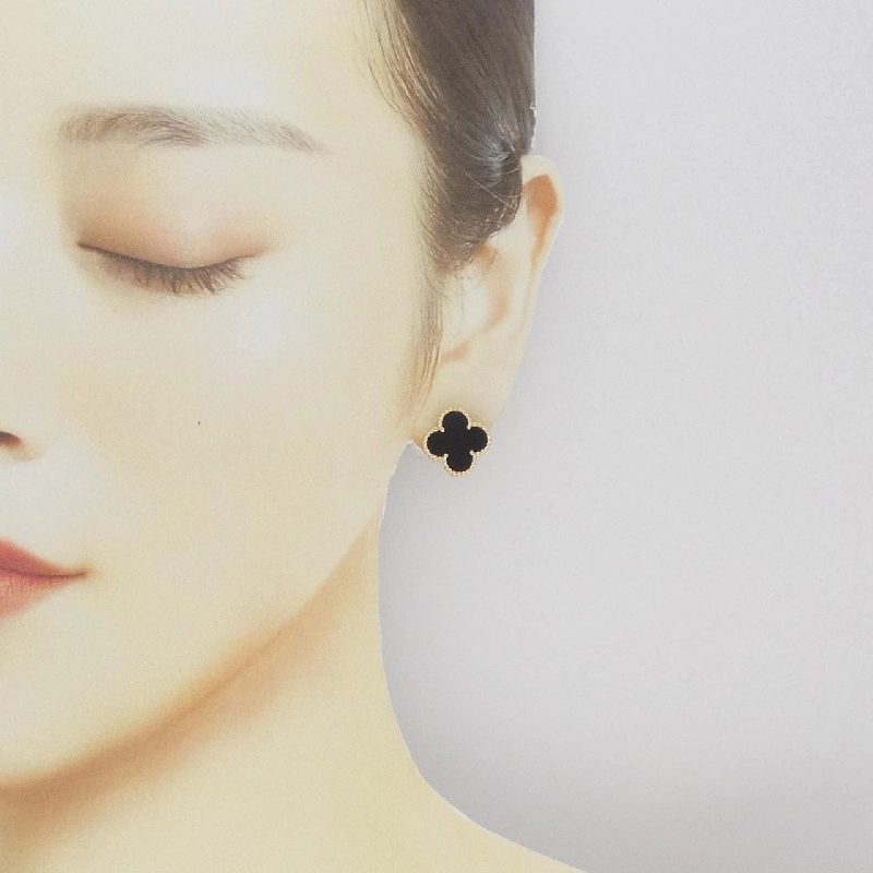 Bông tai Van Cleef & Arpels Vintage Alhambra 665639