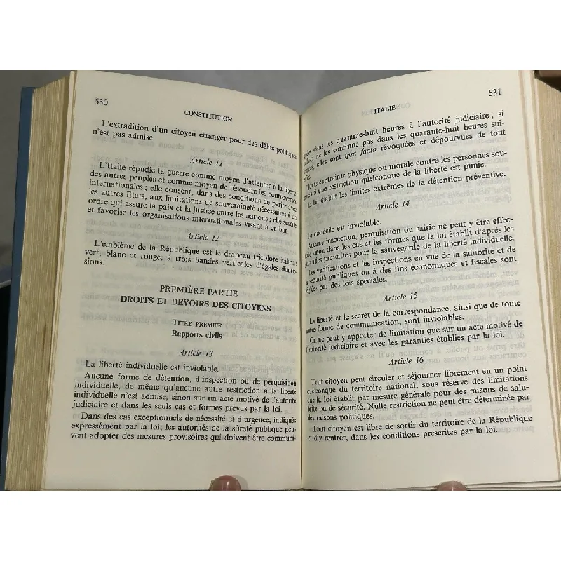 Recueil des constitutions Européennes 609206