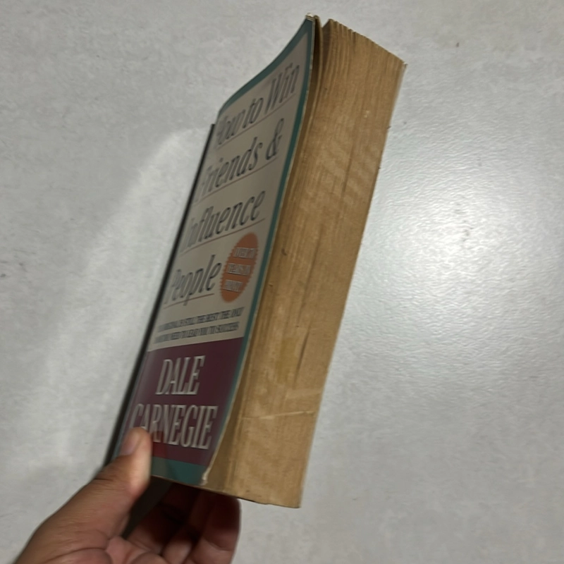 How to Win Friends & Influence People - Dale Carnegie 531974