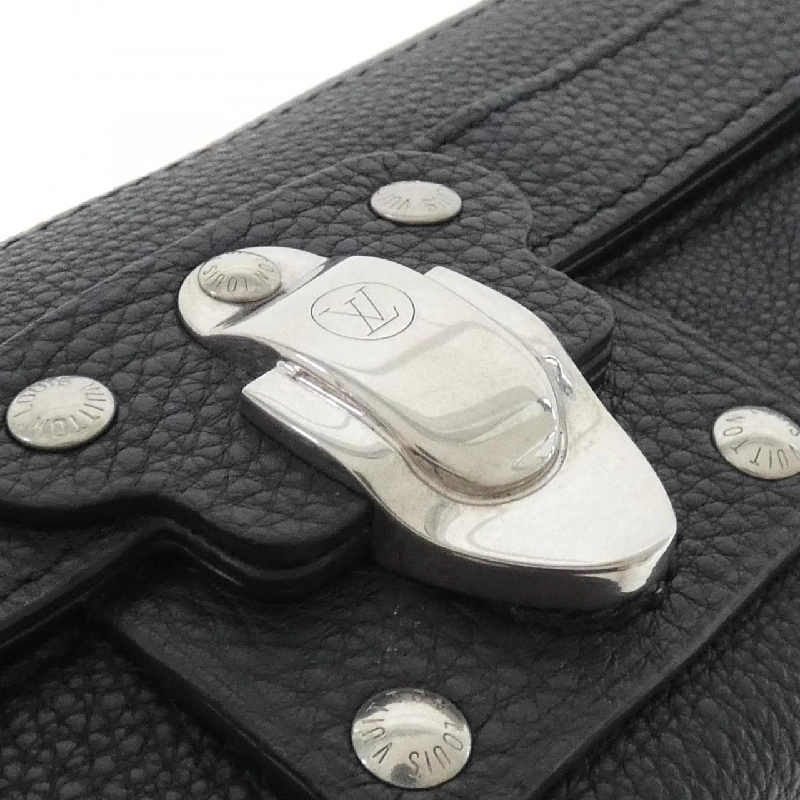 Túi đeo vai Louis Vuitton LV Colorado da bê Soul Trunk EW M11615 608526