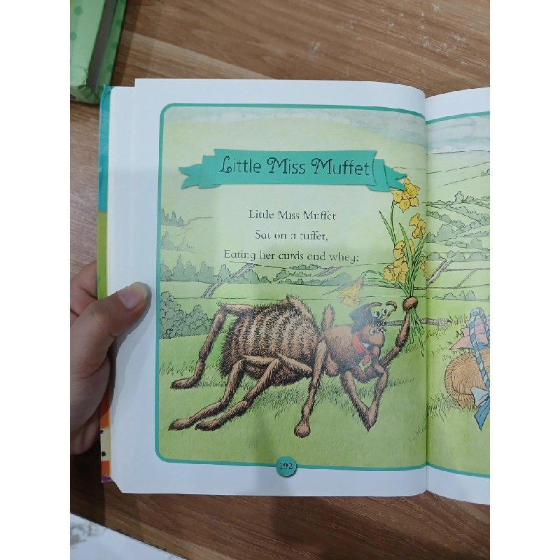 Nursery Treasury  Miles Kelly 531336