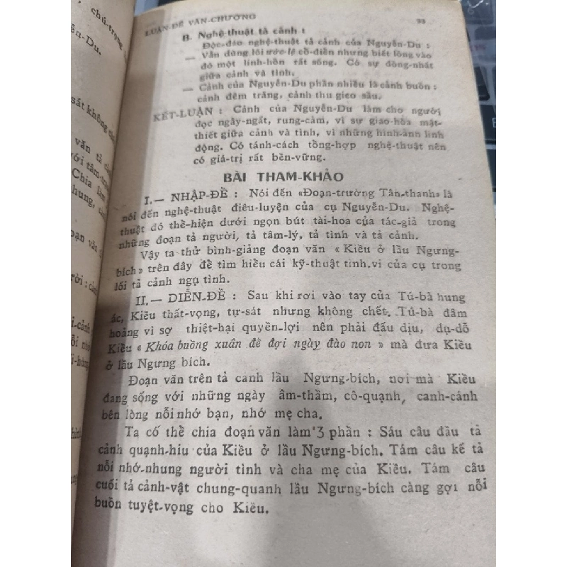 Luận đề về văn chương - Minh Văn & Xuân Tước 126477