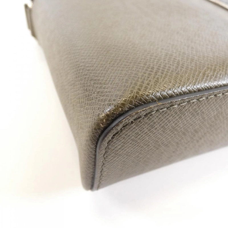 Túi đeo vai Louis Vuitton Taiga Anton Messenger M34413 613673