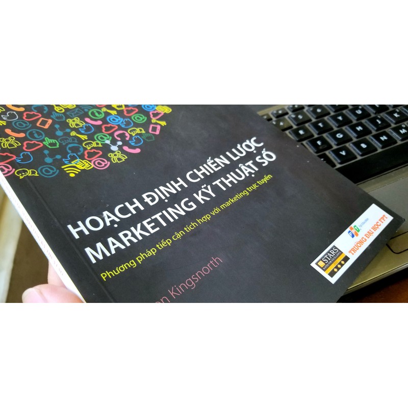 Sách HOẠCH ĐỊNH CHIẾN LƯỢC MARKETING KỸ THUẬT SỐ - ĐH FPT - Còn Tốt 186104