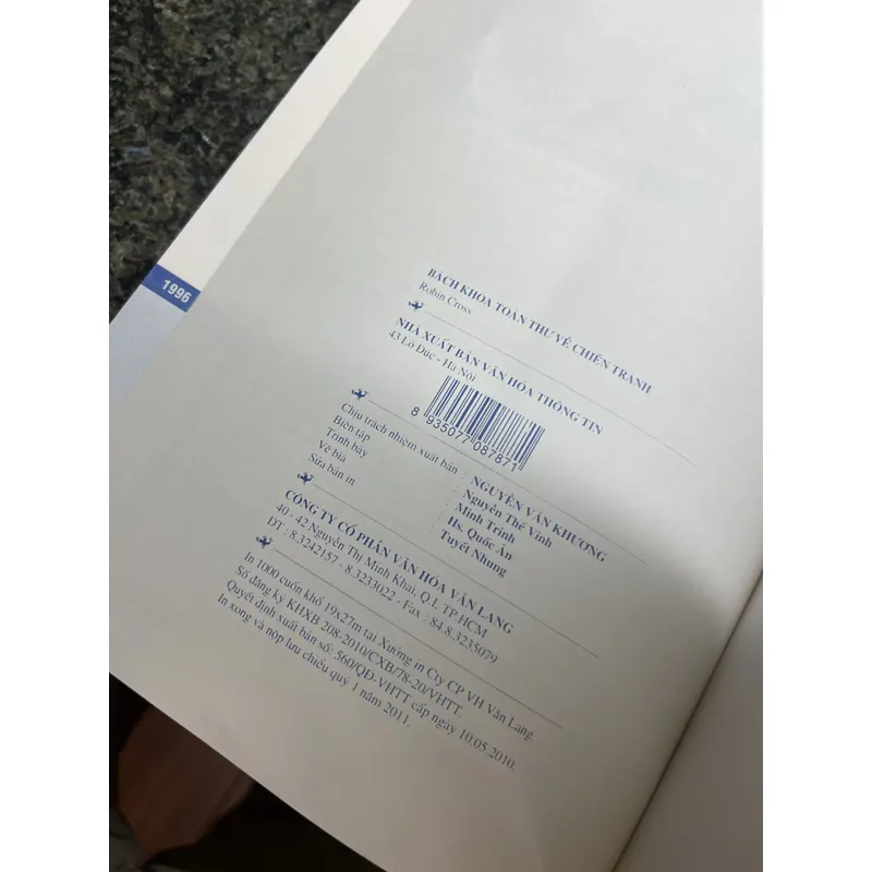 Bách khoa toàn thư về chiến tranh Robin Cross 707539