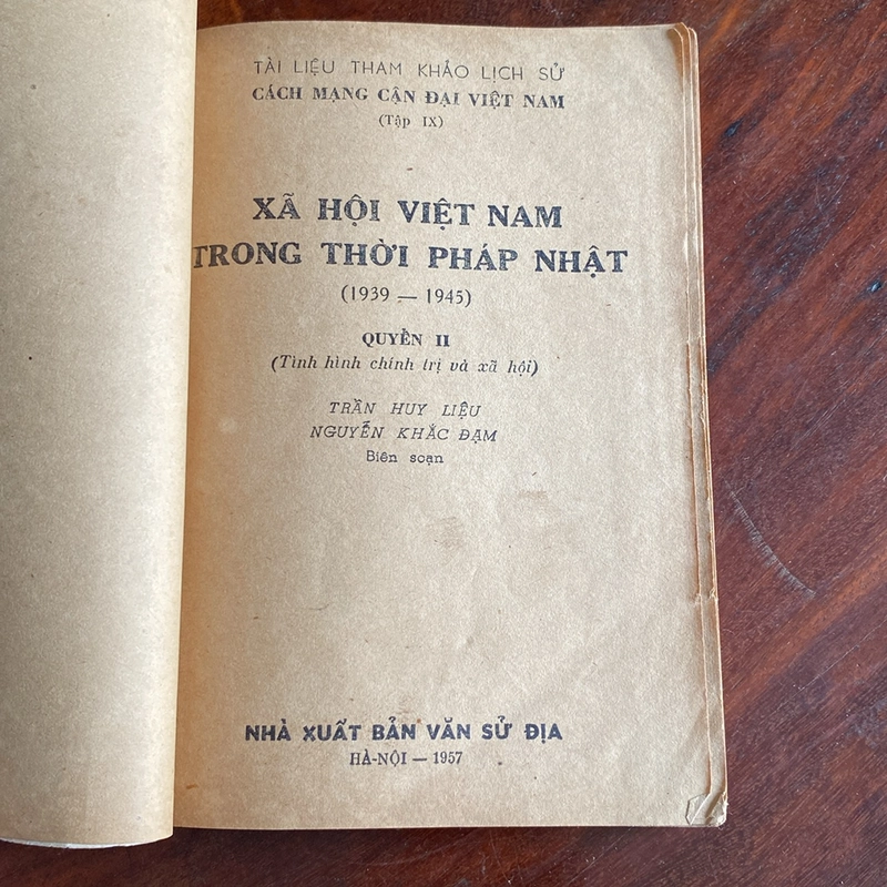 XÃ HỘI VIỆT NAM TRONG THỜI PHÁP NHẬT, QUYỂN II, XB 1957 474602