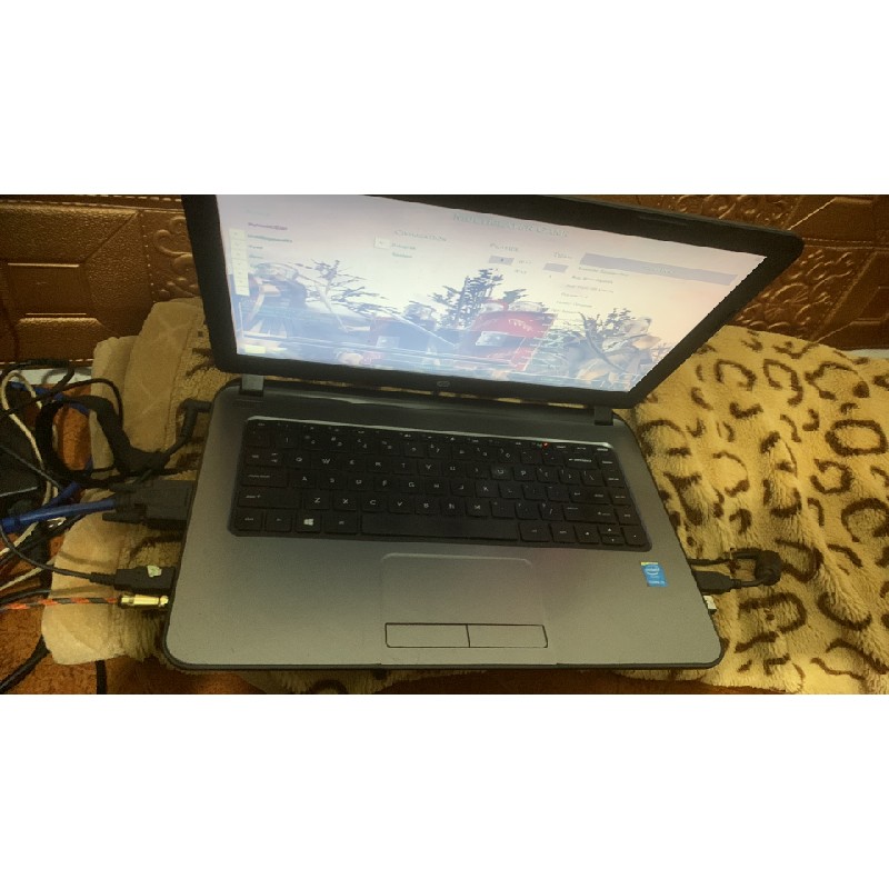 Laptop Hp Ram6g, ssd128 chip co i5 15371