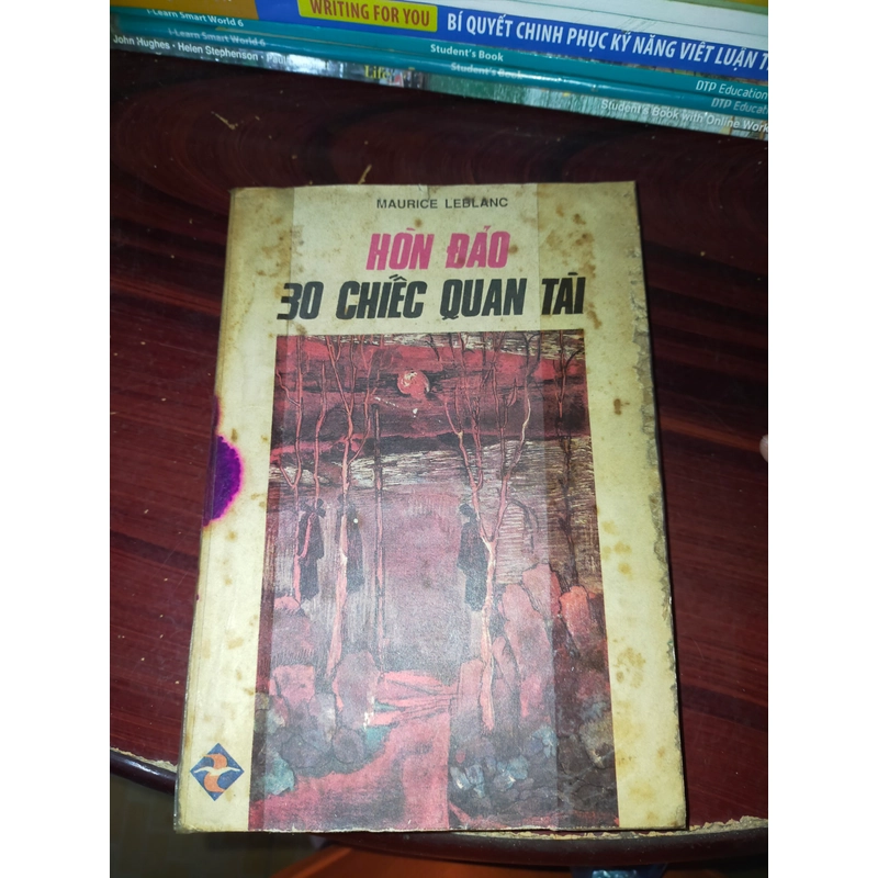 Hòn đảo 30 chiếc quan tài 327264