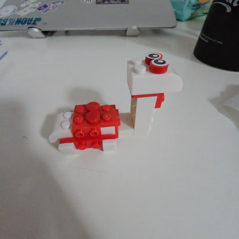 Mô hình lắp ghép khủng long cổ dài mini đỏ trắng 960829