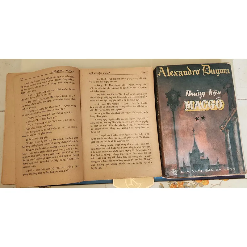 Alexandre Dumas cha - trọn bộ 2 tập HOÀNG HẬU MARGOT 703496