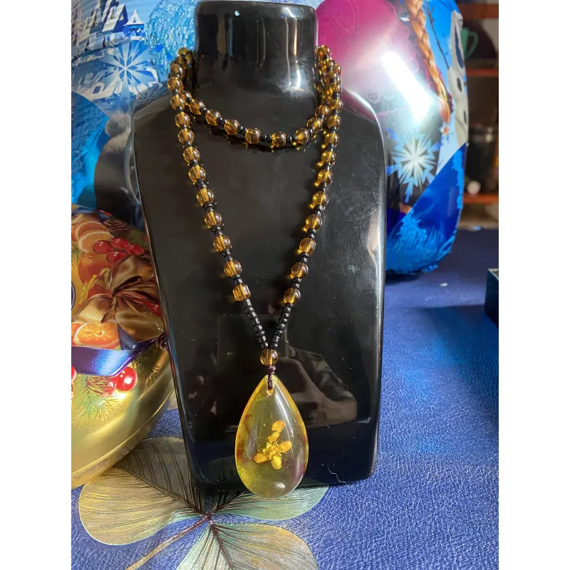 Vòng cổ hổ phách 931418