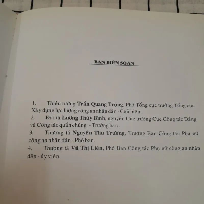 PHỤ NỮ CÔNG AN- CHÂN DUNG & SỰ KIỆN. Tổng Cục LL CAND. BỘ CA năm 2003 751699