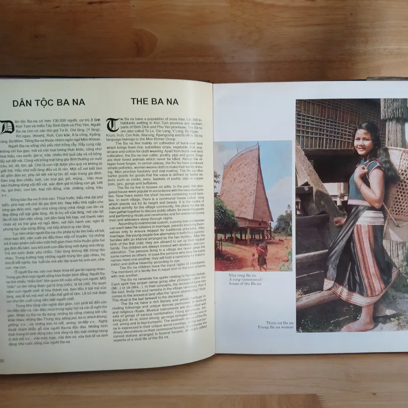 Việt Nam Hình Ảnh Cộng Đồng 54 Dân Tộc (Xb 1996) 728113