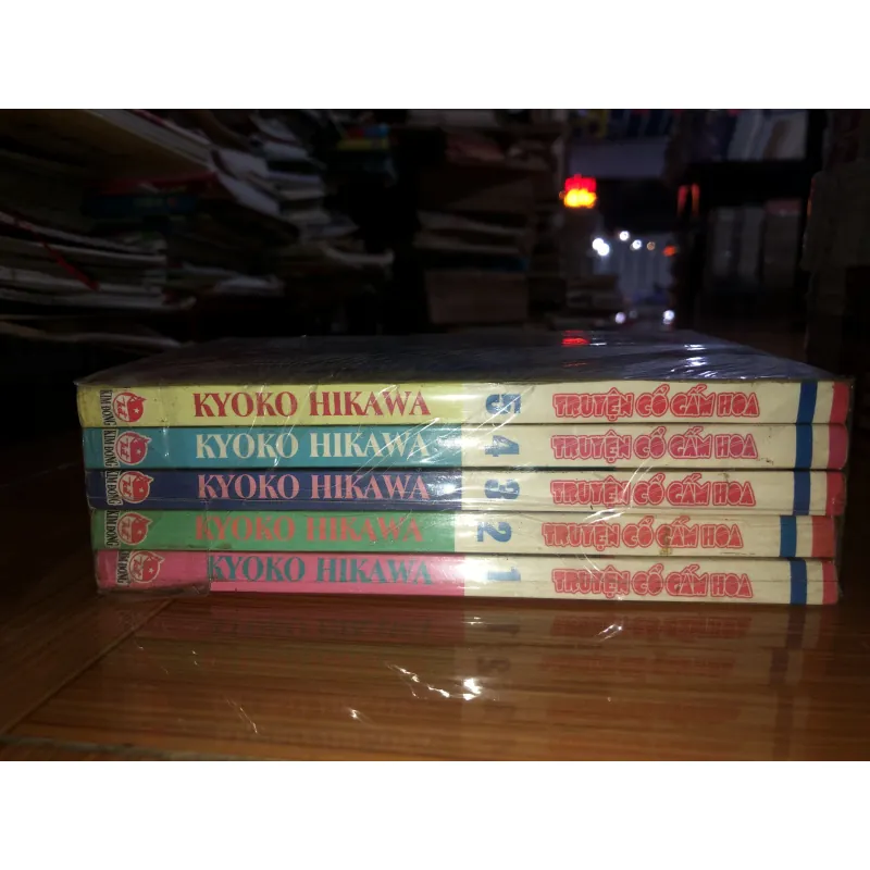 Truyện cổ gấm hoa - Kyoko Hikawa 935328