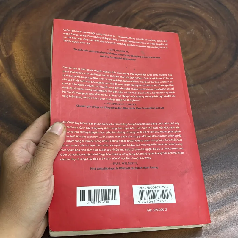 II Tủ Sách Đầu Tư: Người Đàn Ông Đánh Bại Mọi Thị Trường - Edward O. Thorp - 2020 989835