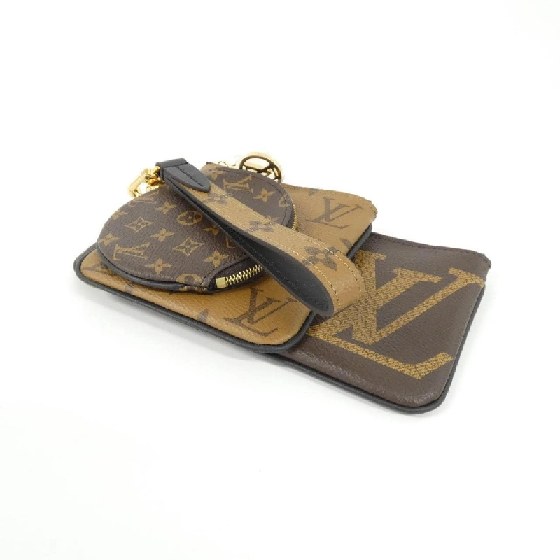 Túi đeo chéo Monogram Trio M68756 622290