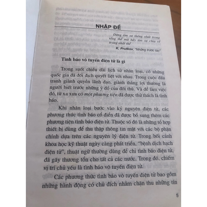 tình báo vô tuyến điện tử in năm 2005 445811