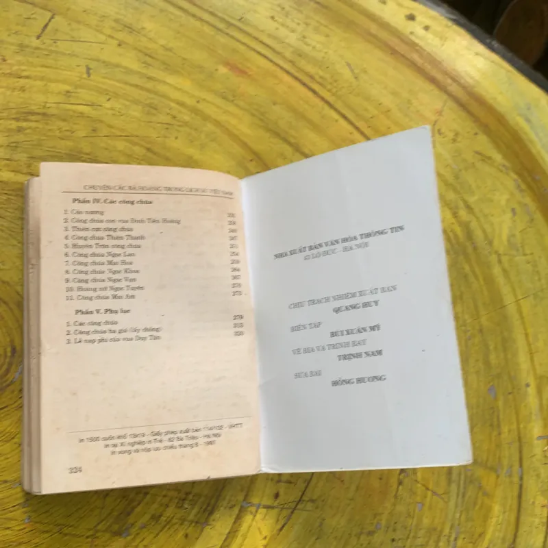 COMBO CÁC TRIỀU ĐẠI VIỆT NAM & CHUYỆN CÁC BÀ HOÀNG TRONG LỊCH SỬ VIỆT NAM 753481