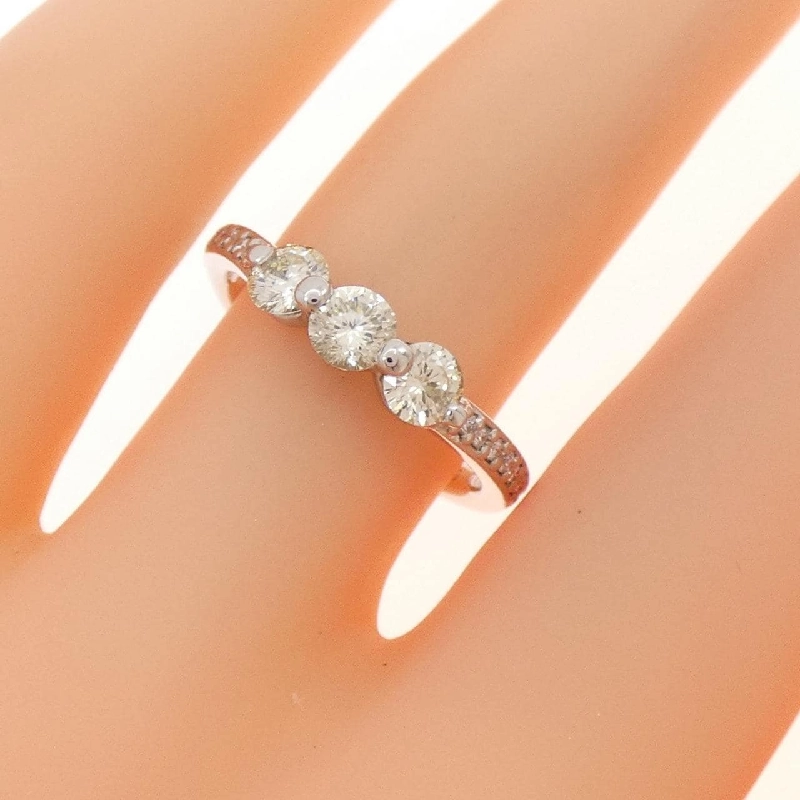 Nhẫn kim cương PT900 0.581CT 671129