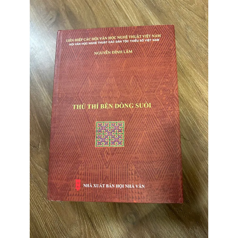 Thủ Thỉ Bên Dòng Suối - Nguyễn Đình Lãm 762597