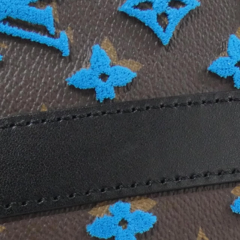 Túi đeo chéo Louis Vuitton Monogram Taffeta Triangle M45078 - Hàng hiệu Chính hãng 802858