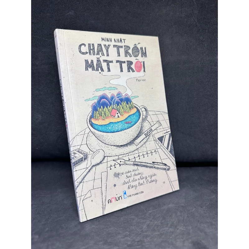 (TẶNG BOOKMARK) Chạy Trốn Mặt Trời, Minh Nhật, 2017 1304 RBK 937705