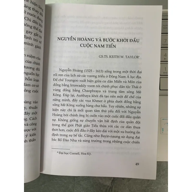 NGUYỄN HOÀNG NGƯỜI MỞ CÕI - GS. PHAN HUY LÊ & PGS. TS. ĐỖ BANG 699546