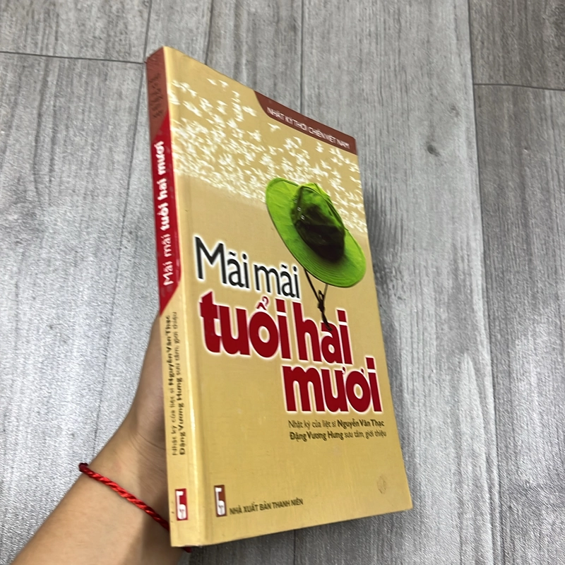 Mãi mãi tuổi hai mươi. 2a1 542915