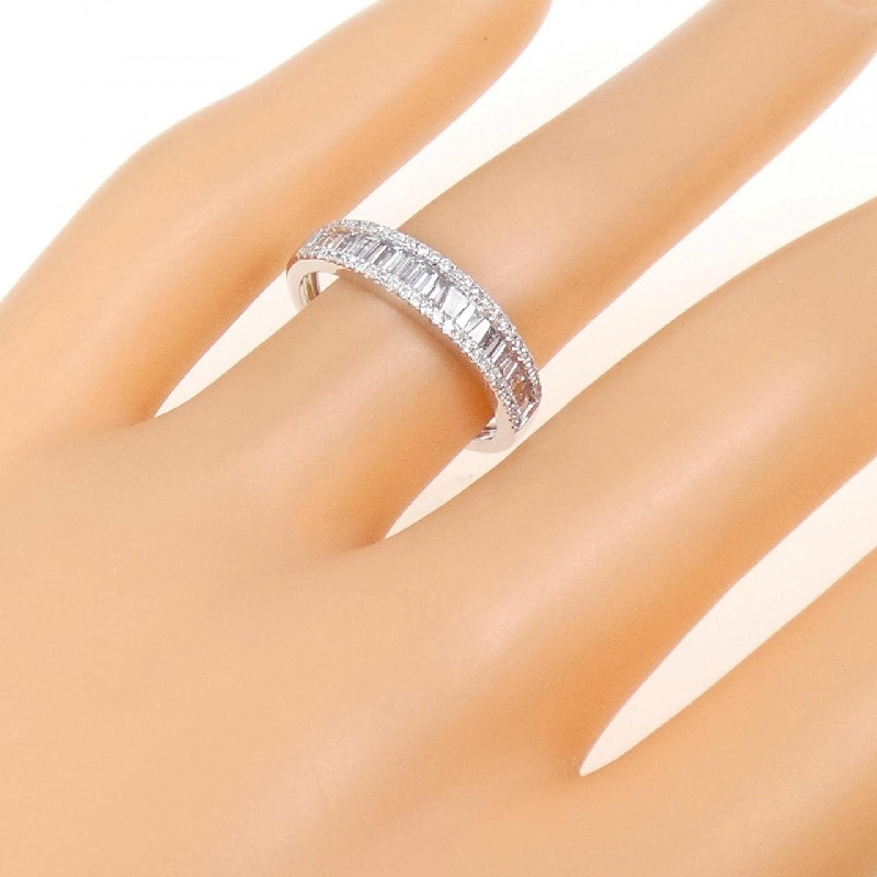 Nhẫn kim cương K18WG 0.40CT 673142