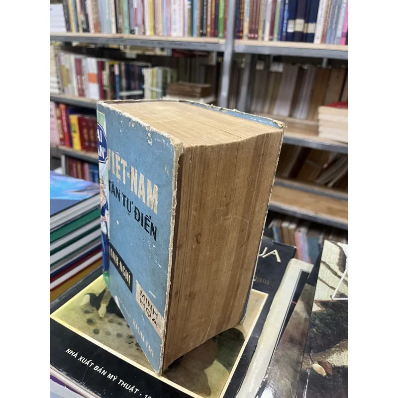 VIỆT NAM TÂN TỪ ĐIỂN 697656
