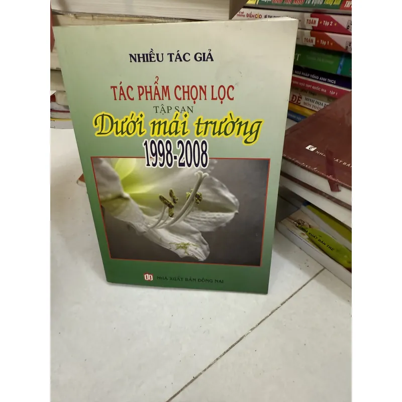 Tác phẩm chọn lọc tập san dưới mái trường  594443