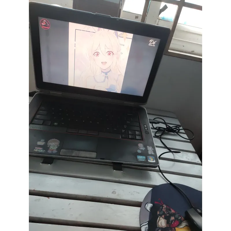 Thanh lý laptop chống cháy 1040924