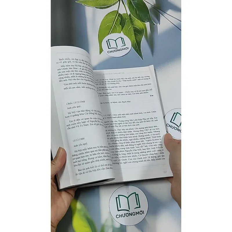 [MIỄN PHÍ BỌC SÁCH] Hồi ức tình yêu qua những lá thư riêng (1950-1968) - Vũ Tú Nam 688713