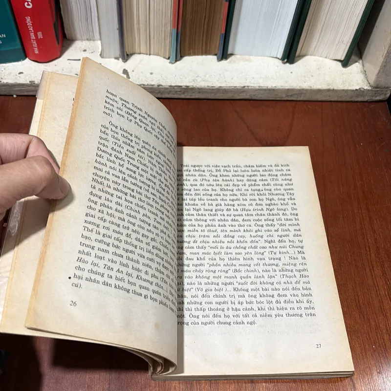 II Tủ Sách Văn Học Trong Nhà Trường: Đỗ Phủ - Phó Tiến Sĩ Hồ Sĩ Hiệp (Biên Soạn) - 1999 722442