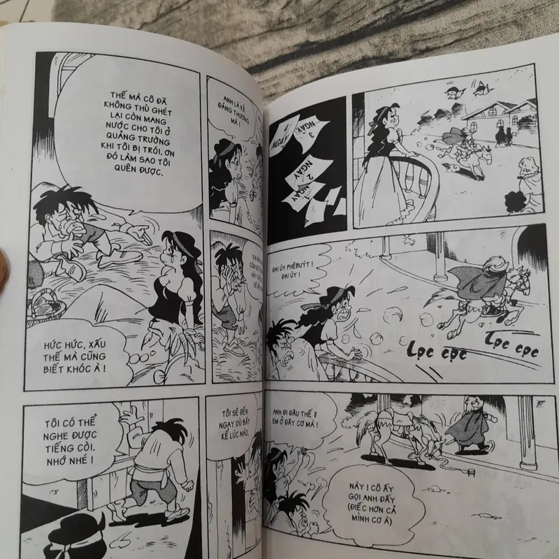 Thằng gù nhà thờ Đức Bà-phiên bản Truyện tranh. Nguyên tác Victo Hugo 706189