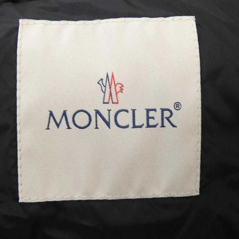 Áo khoác lông vũ MONCLER 639225