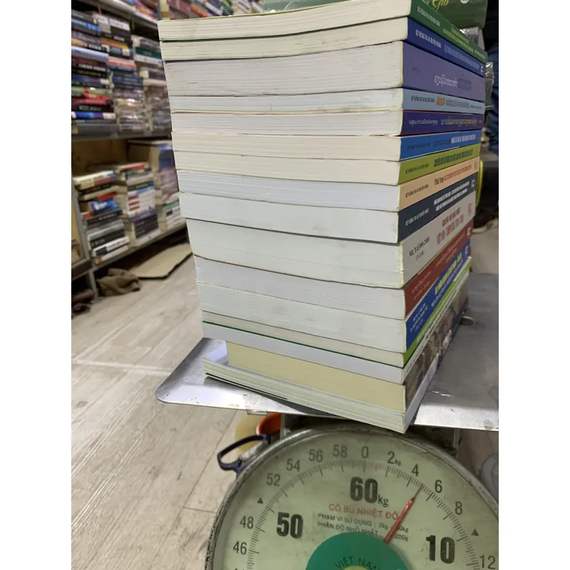 Combo 5kg sách decor. Sách đẹp như mới.  717750