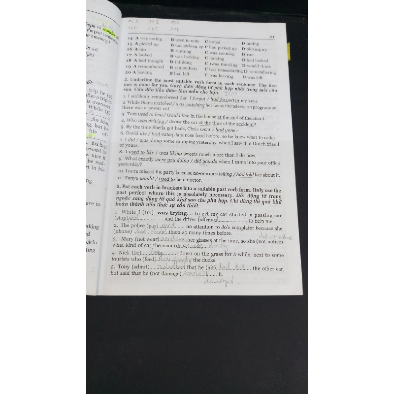 28 tiêu điểm ngữ pháp tiếng anh dành cho các kỳ thi chuẩn quốc tế mới 70% viết chì, hightlight, ố nhẹ 2013 HCM0612 Trường Thi HỌC NGOẠI NGỮ 917702