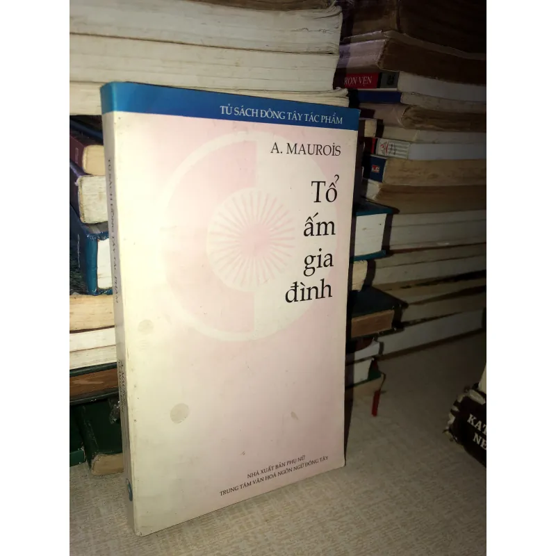 Tổ ấm gia đình 970737