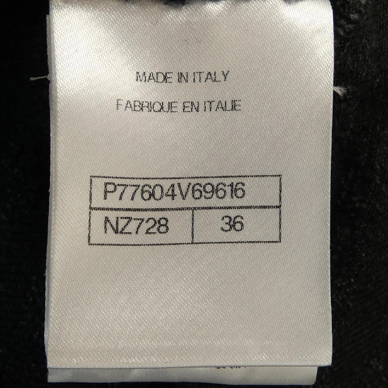 Chanel CHANEL P77604V69616 Quần shorts 645928