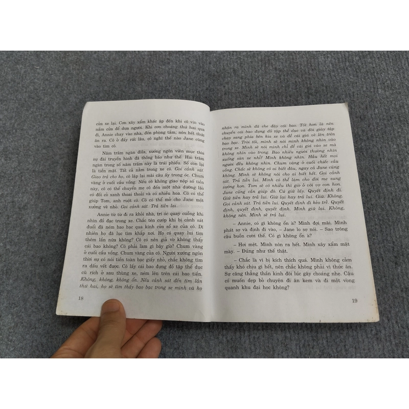ÁNH SÁNG CẦU VỒNG 478698