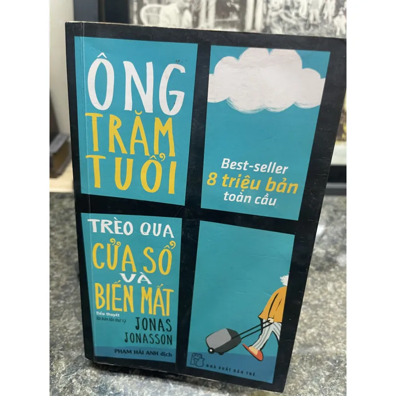 Ông trăm tuổi trèo qua cửa sổ và biến mất Jonas Jonasson DEAL 720137