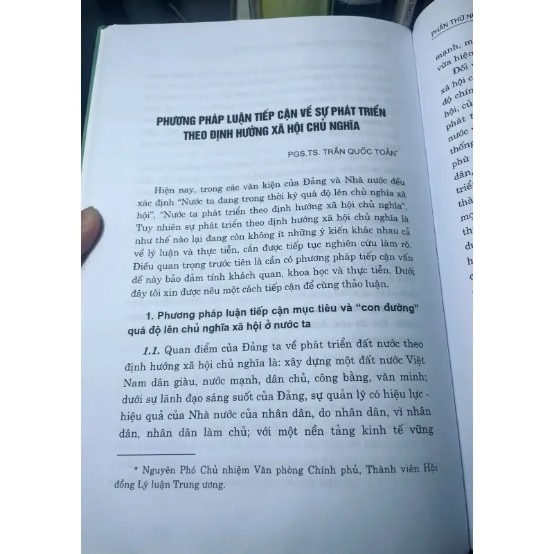SÁCH ĐỊNH HƯỚNG XÃ HỘI CHỦ NGHĨA TRONG PHÁT TRIỂN KINH TẾ THỊ TRƯỜNG Ở VIỆT NAM 705956