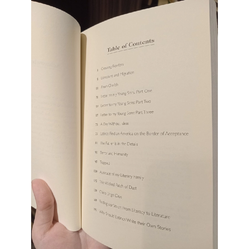 Crossing Borders Personal Essays - Sergio Troncoso 449155